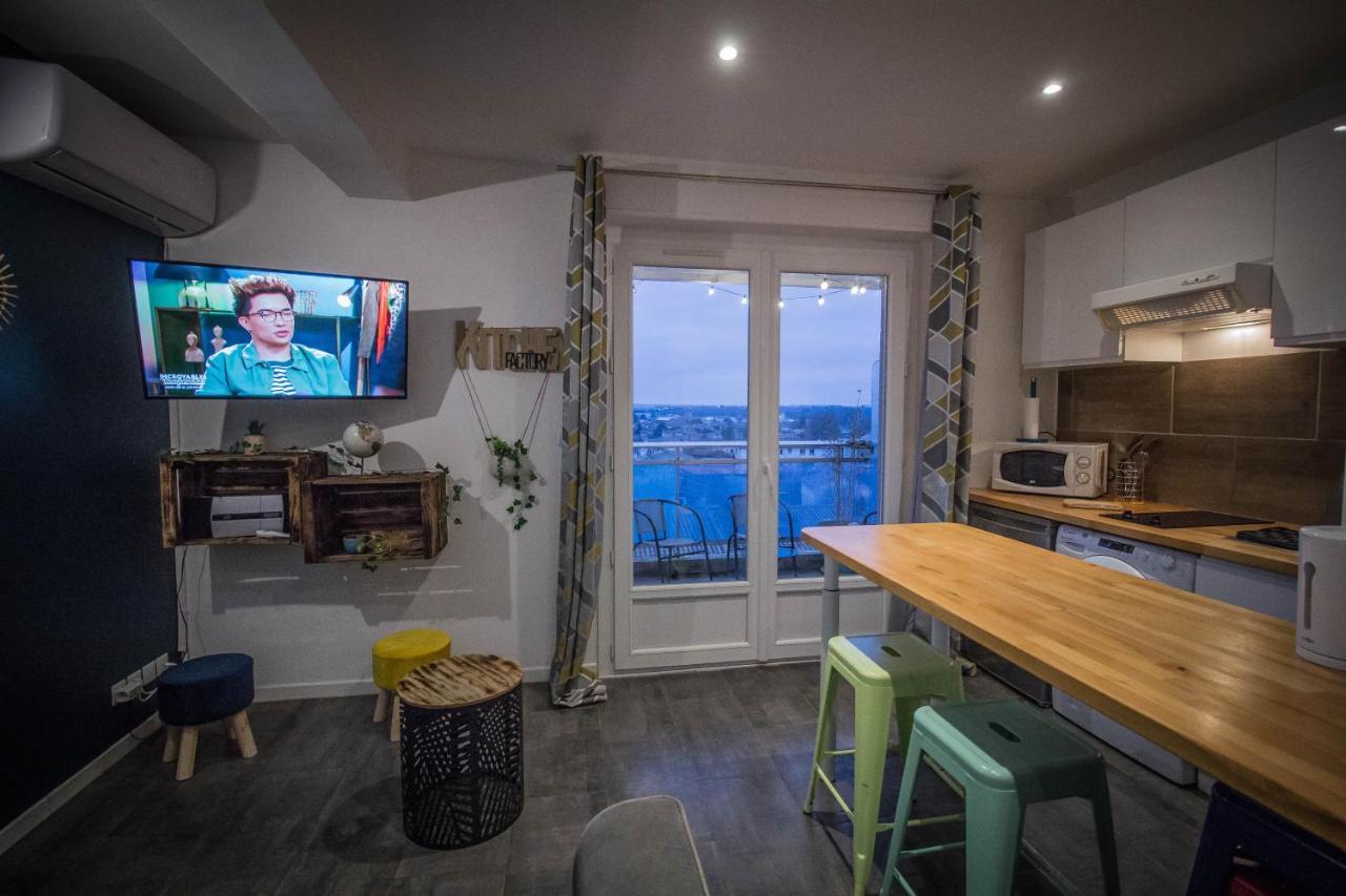 Carcassonne Centre Avec Balcon Et Parking Appartamento Esterno foto