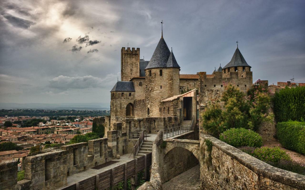 Carcassonne Centre Avec Balcon Et Parking Appartamento Esterno foto